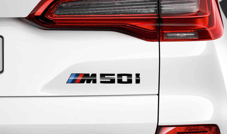 Emblemat czarny M Performance "M50i" X7 G07 (51142472845)