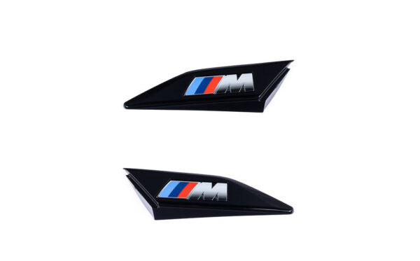 Emblematy błotników przednich X7 G07 LCI M60i (51145A1DAF1 51145A1DAF2)