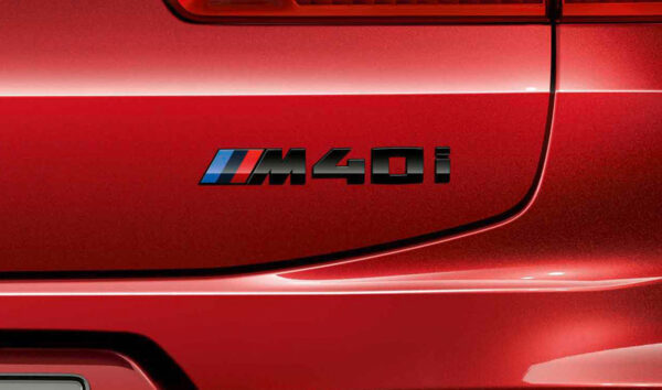 Emblemat czarny M Performance "M40i" X4 G02 (51142472836)
